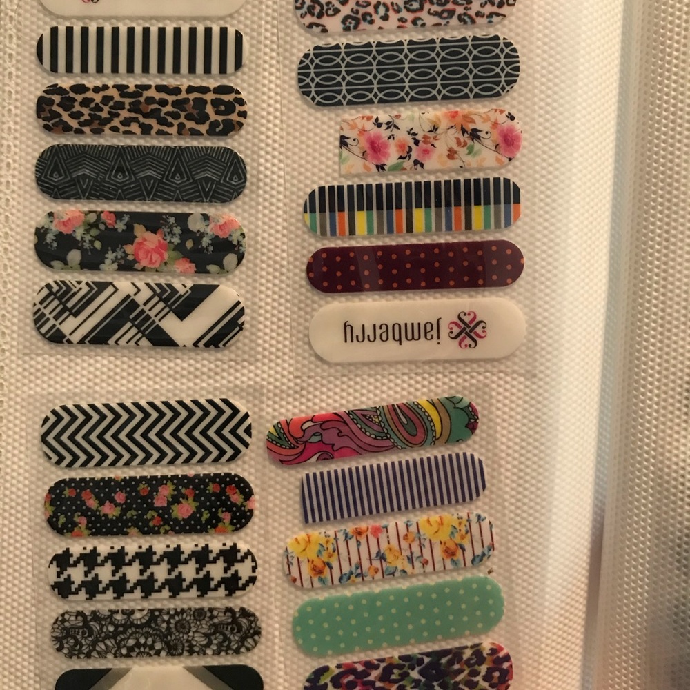 Jamberry accent and partial set nail wrap bundle